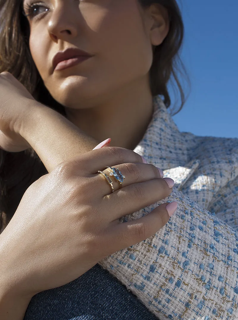 Anillo doble con piedras en tono azul
