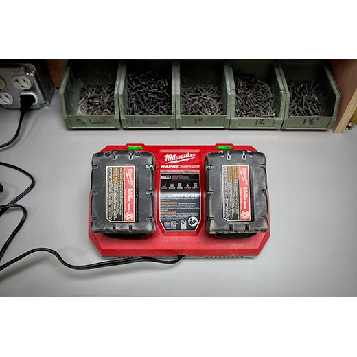 Cargador rápido simultáneo de doble compartimiento M18™
